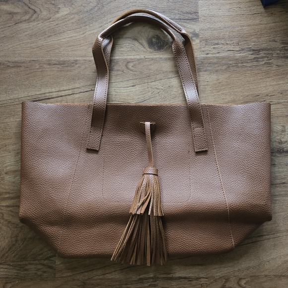 Tanger Outlet Handbags - Tanger Tote Bag Light Brown Pebbled‎ Leather Shopper Boho Tassel 2020